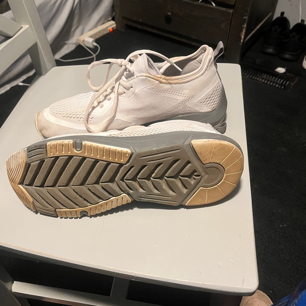 Rbx running shoes
